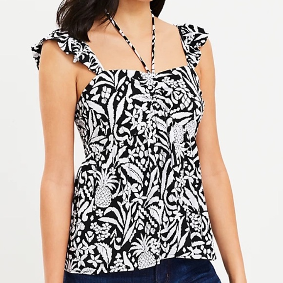 🆕 Loft black and white pineapple ruffle tie neck sleeveless blouse - Picture 1 of 12